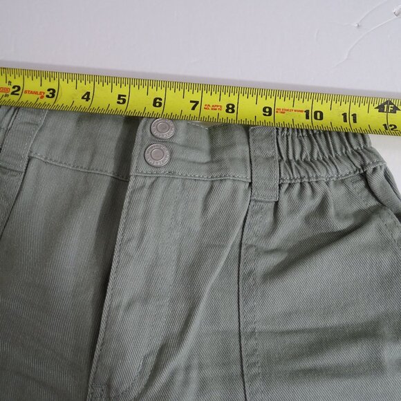 Vanilla Star Green Elastic Waist Twill Shorts Women Size 1 25 Dual Buttons - Picture 7 of 9